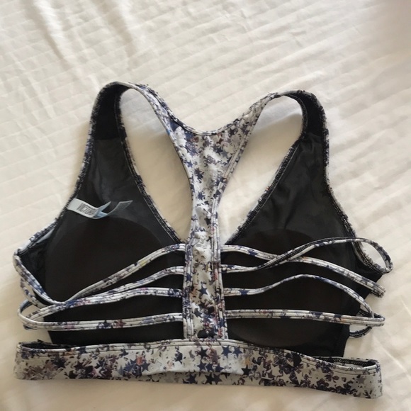 Victoria’s Secret sports bra - Picture 2 of 3